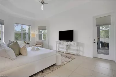 6181 Hidden Oaks Ln, Naples, FL 34119 - Photo 12