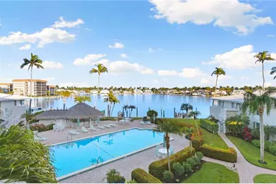 2800 Gulf Shore Blvd N #305, Naples, FL 34103 - Photo 14