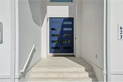 623 Park Shore Dr, Naples, FL 34103 - Photo 2