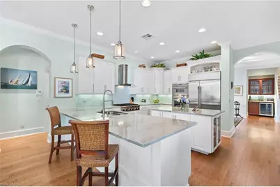 368 Hawser Ln, Naples, FL 34102 - Photo 4