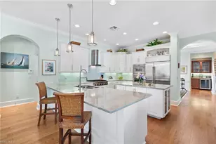 368 Hawser Ln, Naples, FL 34102 - Photo 4