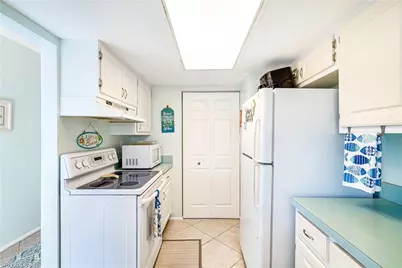 27 Greenbrier St #6-109, Marco Island, FL 34145 - Photo 8