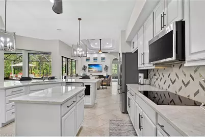 2360 19th St SW, Naples, FL 34117 - Photo 16