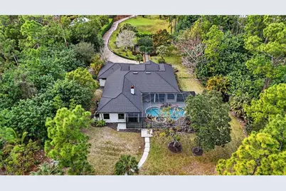 2360 19th St SW, Naples, FL 34117 - Photo 40