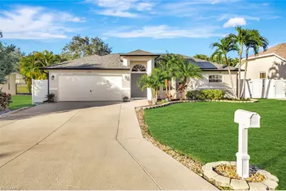 11631 Red Hibiscus Dr, Bonita Springs, FL 34135 - Photo 2