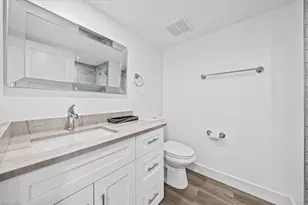 1910 Gulf Shore Blvd N, Naples, FL 34102 - Photo 10