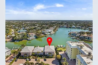 1910 Gulf Shore Blvd N #107, Naples, FL 34102 - Photo 14