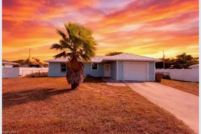 419 NE 16th Pl, Cape Coral, FL 33909 - Photo 1