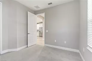 2118 Marquesa Cir, Naples, FL 34112 - Photo 20