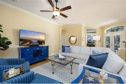 637 Shoreline Dr, Naples, FL 34119 - Photo 2