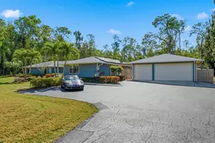 6840 Sable Ridge Ln, Naples, FL 34109 - Photo 2