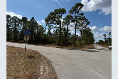 1116 Plantation Rd, Lehigh Acres, FL 33974 - Photo 6