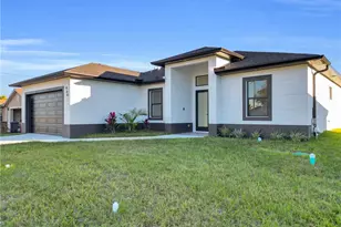 920 Larkwood Ave, Lehigh Acres, FL 33974 - Photo 2
