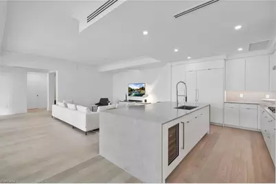 1130 3rd Ave S #105, Naples, FL 34102 - Photo 10