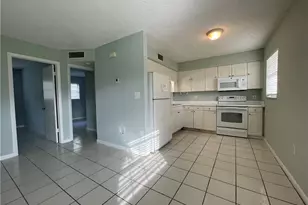 3325 Airport Rd N, Naples, FL 34105 - Photo 22