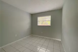 3325 Airport Rd N, Naples, FL 34105 - Photo 10