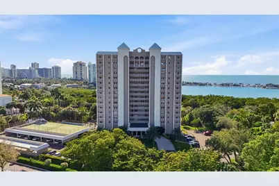 5501 Heron Point Dr #602, Naples, FL 34108 - Photo 2