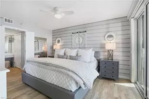 5501 Heron Point Dr, Naples, FL 34108 - Photo 22