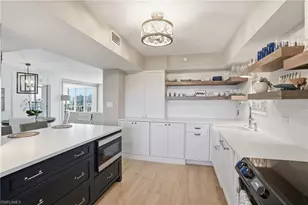5501 Heron Point Dr, Naples, FL 34108 - Photo 16
