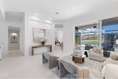 1624 Manchester Ct, Naples, FL 34109 - Photo 8