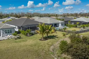 12128 Eucalyptus Wy, Naples, FL 34120 - Photo 4