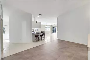 3025 Futuna Ln, Naples, FL 34119 - Photo 14