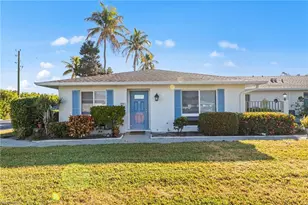 87 Glades Blvd, Naples, FL 34112 - Photo 4