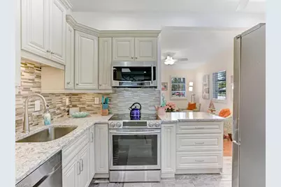 784 11th St N, Naples, FL 34102 - Photo 14