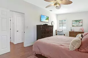 784 11th St N, Naples, FL 34102 - Photo 20