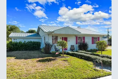 784 11th St N, Naples, FL 34102 - Photo 2