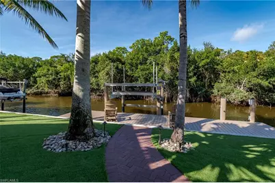 13323 Snook Cir, Naples, FL 34114 - Photo 4