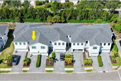 13045 Pembroke Dr, Naples, FL 34105 - Photo 2