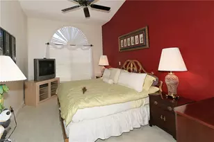 267 Colonade Cir, Naples, FL 34103 - Photo 16