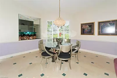 267 Colonade Cir #2704, Naples, FL 34103 - Photo 6