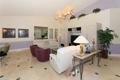 267 Colonade Cir #2704, Naples, FL 34103 - Photo 4