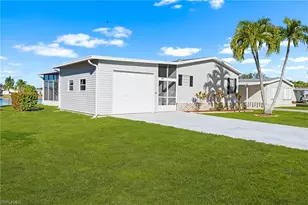 289 Riverwood Rd, Naples, FL 34114 - Photo 2