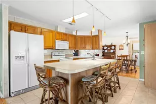 289 Riverwood Rd, Naples, FL 34114 - Photo 20