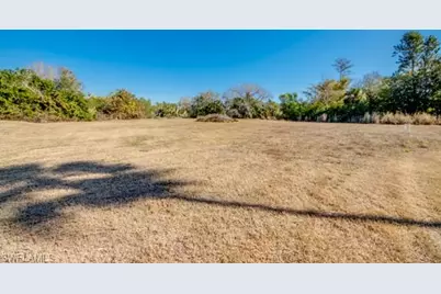 7711 Suncoast Dr, North Fort Myers, FL 33917 - Photo 34