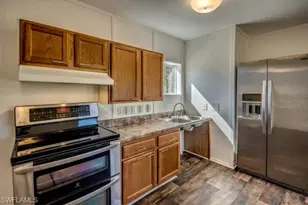 7711 Suncoast Dr, North Fort Myers, FL 33917 - Photo 12