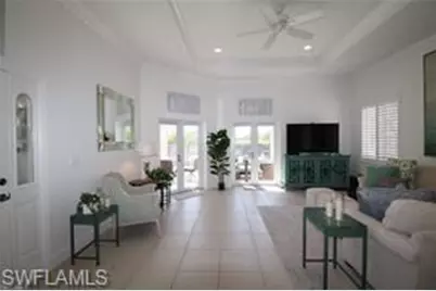 11002 Vanderbilt Dr, Naples, FL 34108 - Photo 10