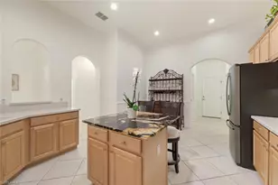 1822 Tarpon Bay Dr S, Naples, FL 34119 - Photo 8