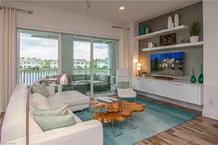 8034 Signature Club Cir, Naples, FL 34113 - Photo 2