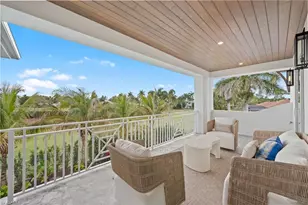 570 Harbour Dr, Naples, FL 34103 - Photo 30