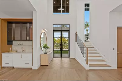 570 Harbour Dr, Naples, FL 34103 - Photo 24