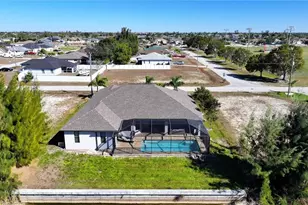 2534 SW 17th Ave, Cape Coral, FL 33914 - Photo 38