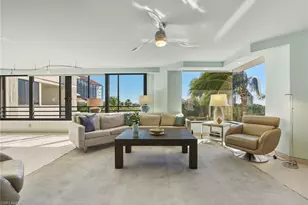 5555 Heron Point Dr, Naples, FL 34108 - Photo 12