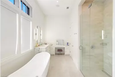 2904 Tiburon Blvd E, Naples, FL 34109 - Photo 24