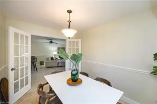 177 Robin Hood Cir, Naples, FL 34104 - Photo 10