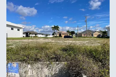 3814 SW 17th Ave, Cape Coral, FL 33914 - Photo 8