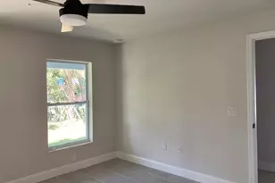 3838 Kelly St, Fort Myers, FL 33901 - Photo 10